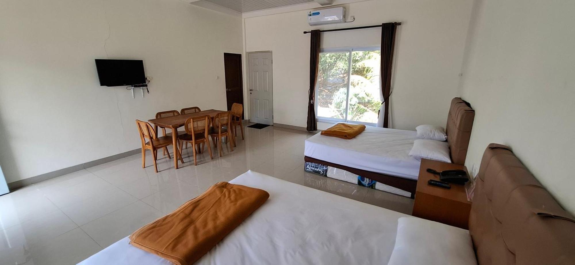 Hotel Cipunaga Ciemas Dış mekan fotoğraf